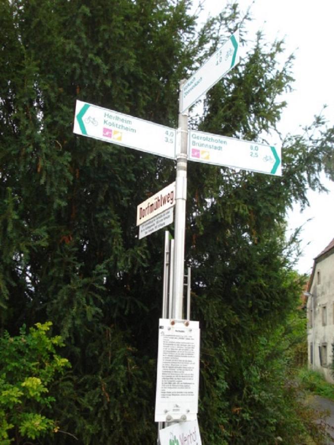 Ferienwohnung Troeppner Kolitzheim Екстер'єр фото